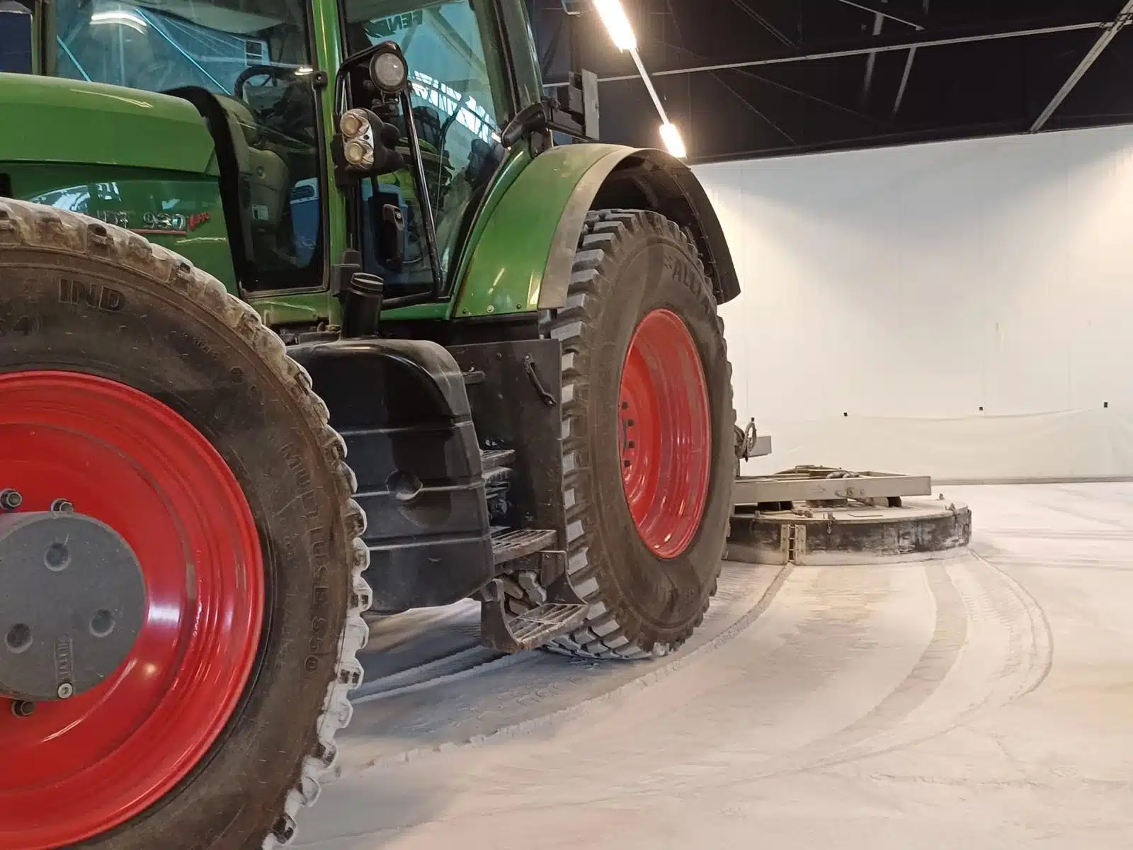 Art en reno aan het werk